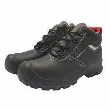 SAFETY SHOES FOR WORKMAN
