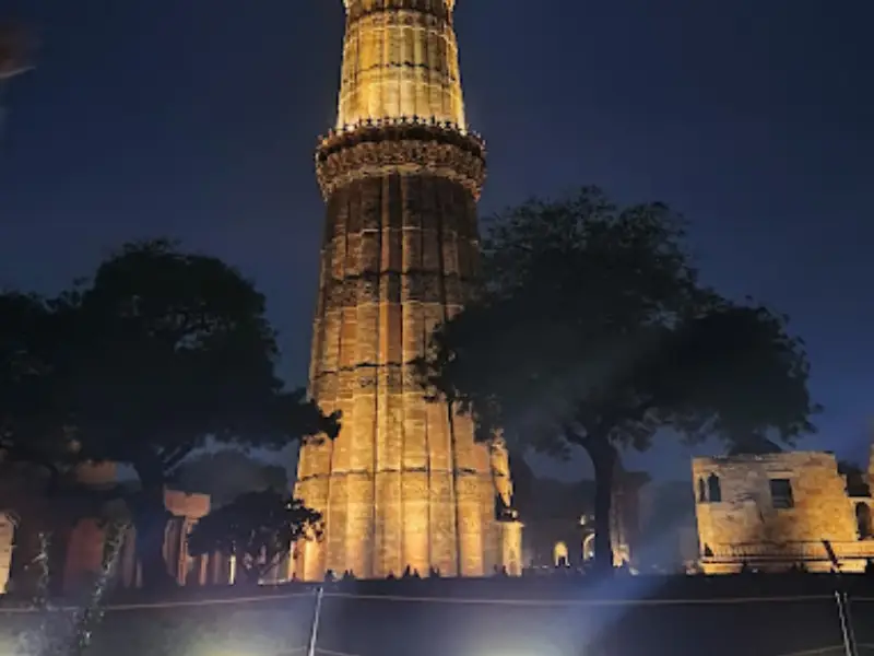 01-3b The Qutb Minar