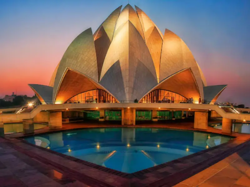 01-7a Lotus Temple