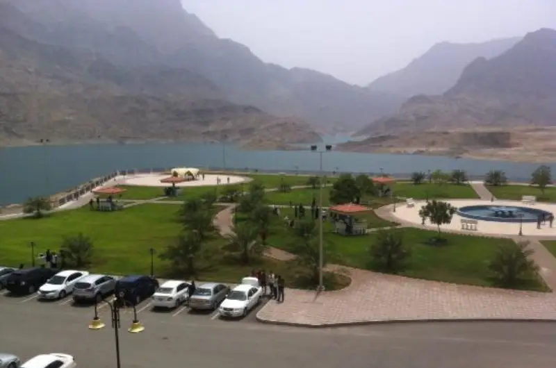 04-3b Wadi Dayqah dam Garden