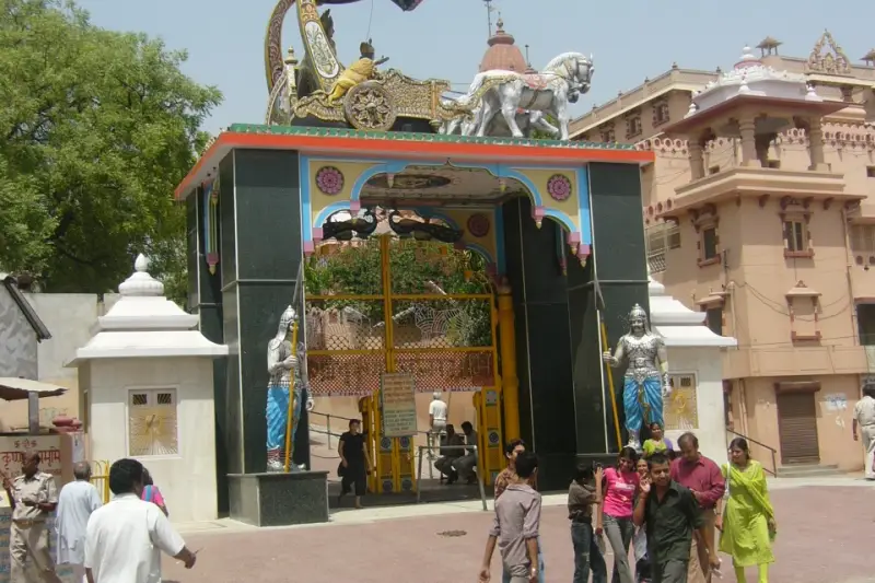 06-5c Mathura Temple