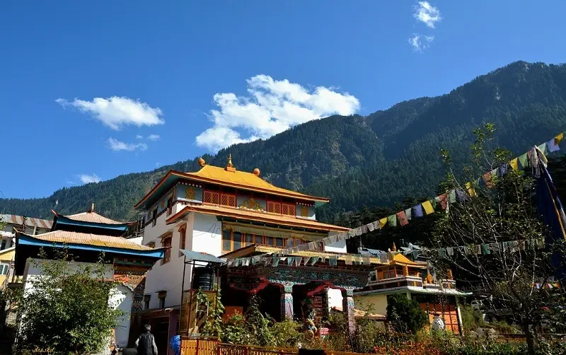 07-2a Manali Tibetan Monastery