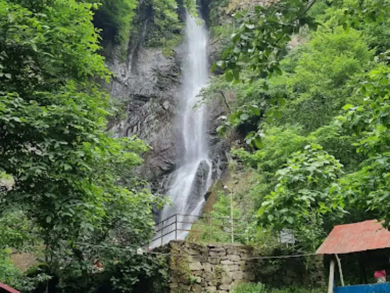 22-14a Batumi Makhuntseti Waterfall