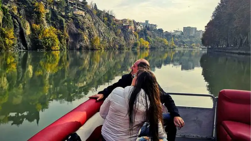 A01-a tbilisi Boating In The Heart Of The City