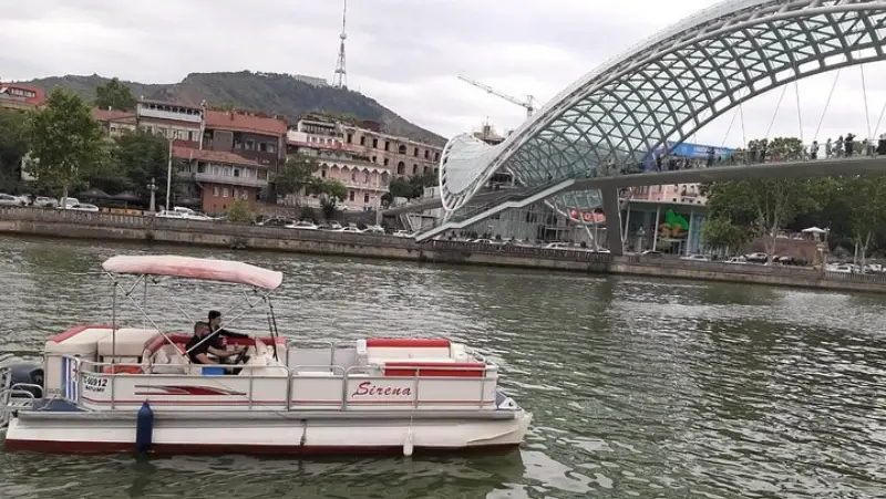 A01-b Tbilisi Boating In The Heart Of The City